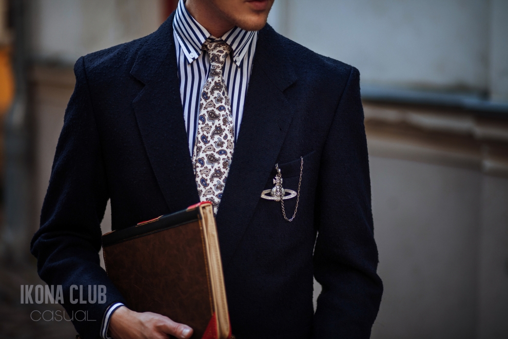 Fashion | Mens silk tie